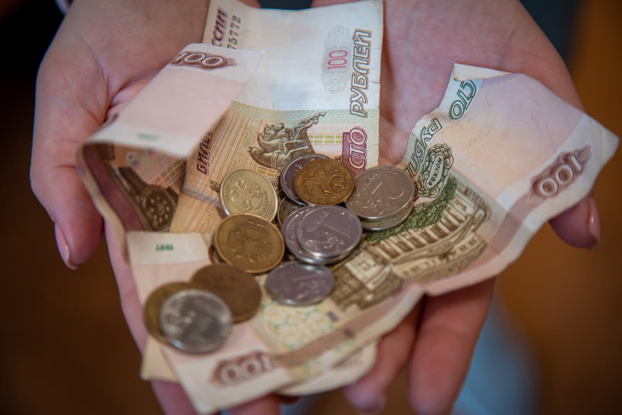 Преподаватель из тульского ВУЗа лишилась почти двух миллионов рублей