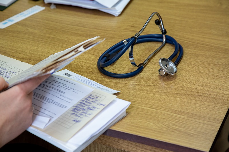 В Тульской области медикам выплатили компенсацию после вмешательства прокуратуры