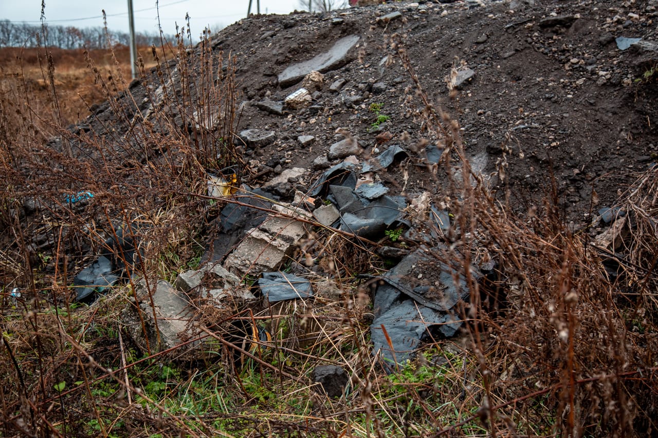 В Тульской области нашли крупную незаконную свалку мусора