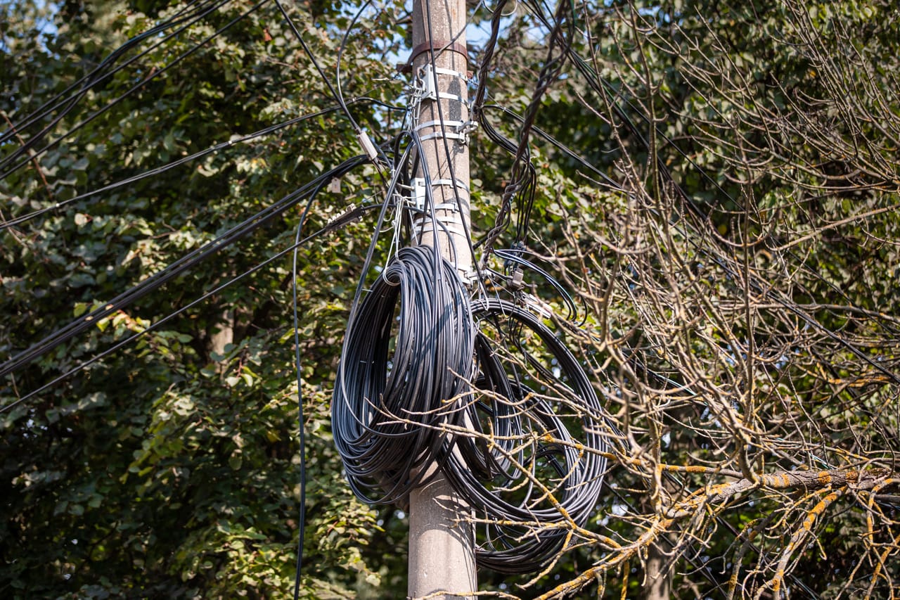 Тулякам рассказали о безопасности электромагнитных полей и как проверить оборудование