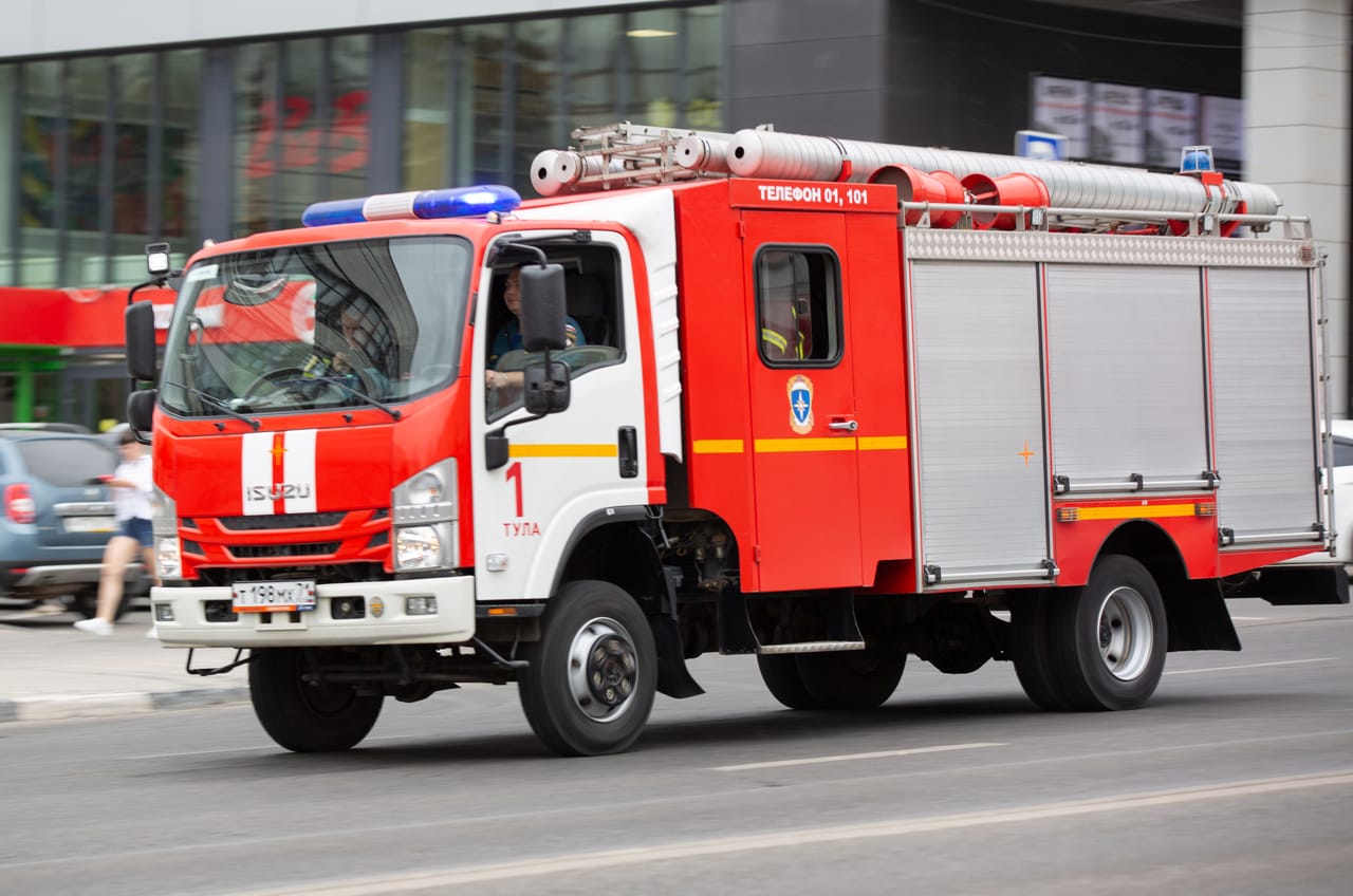 Пожары и ДТП: какие экстремальные ситуации случились в Туле за сутки