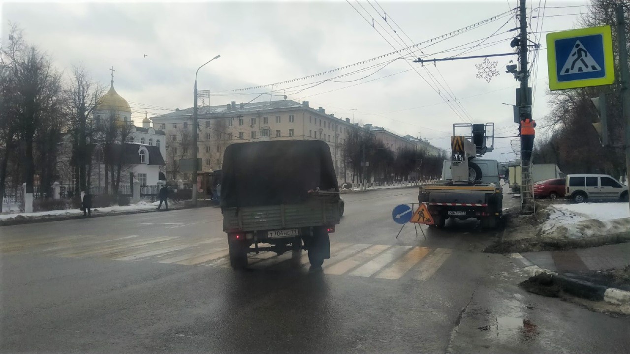 В Туле на перекрестке проспекта Ленина и улицы Мира не работает светофор