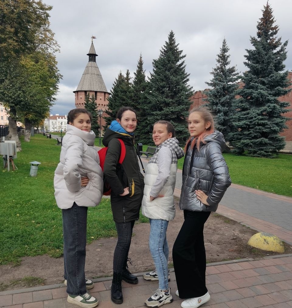 Тульские школьницы отправились в путешествие из Владивостока в Санкт-Петербург