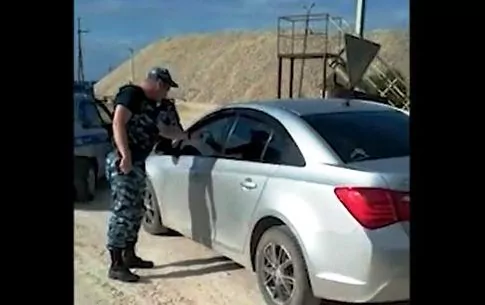 В Дубне пьяная мать прокатила на капоте инспектора ДПС: дело пересмотрели