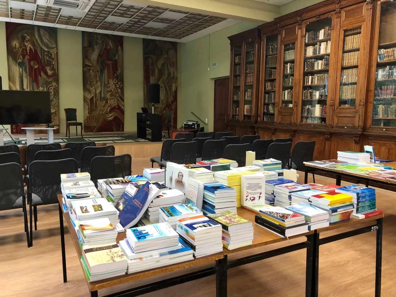 Туляки смогут прочитать любую уникальную книгу, не выходя из дома