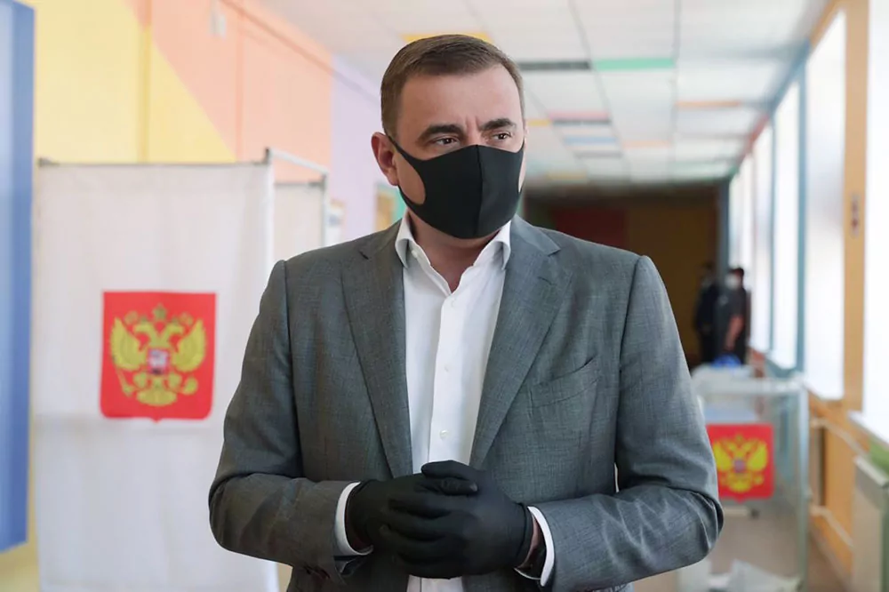 «Важен голос каждого!»: Алексей Дюмин проголосовал по изменениям в Конституцию