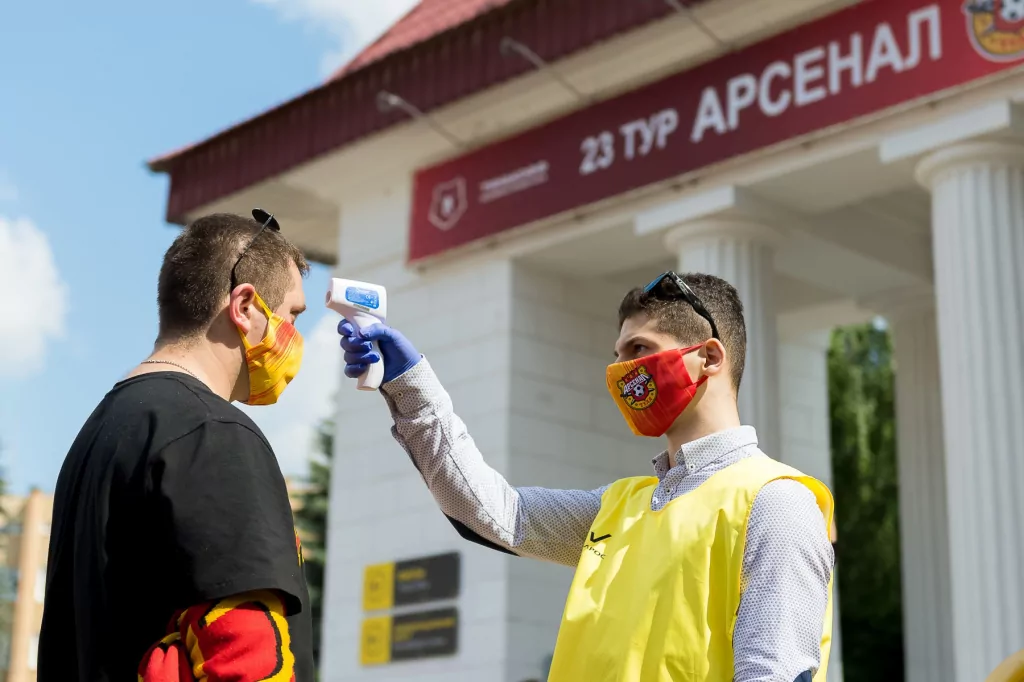 Тульским болельщикам посоветовали отказаться от автографов и селфи с футболистами