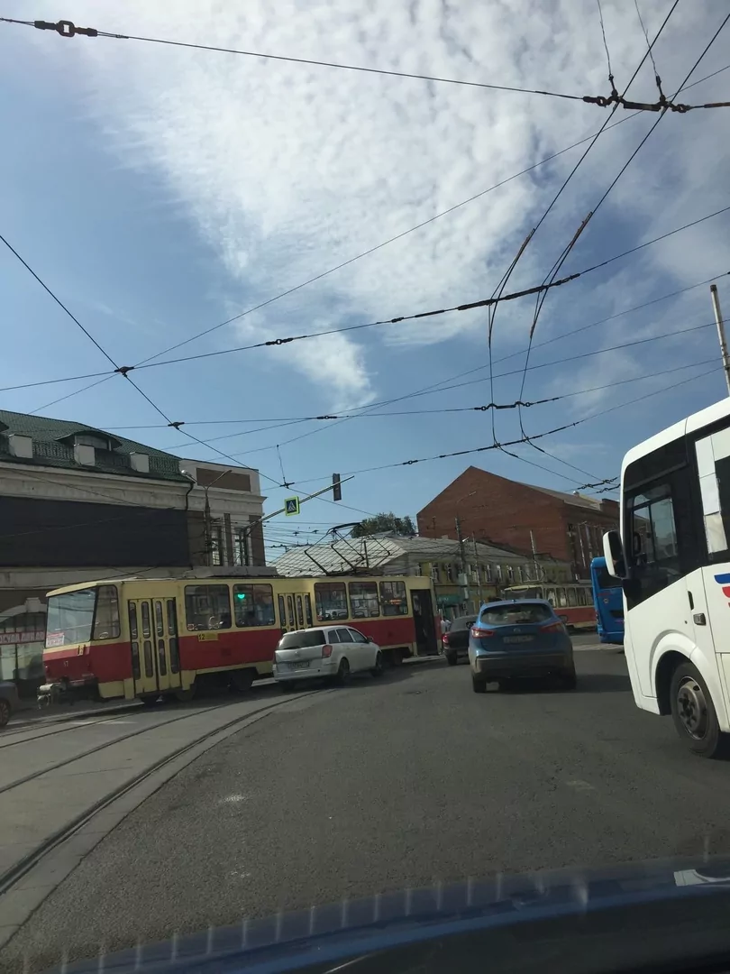 Из-за ДТП на улице Советской в Туле образовалась большая пробка
