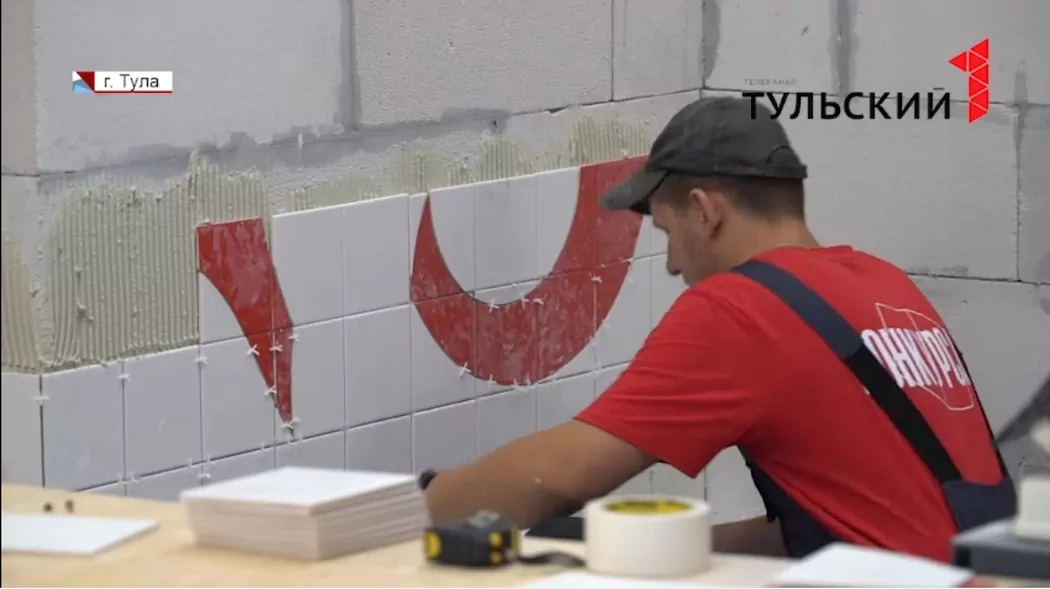 Подать вино и уложить плитку: тульские студенты показали свое мастерство на «WorldSkills»