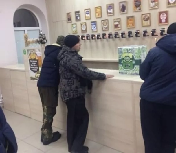 В Суворове полиция задержала пьяного дебошира