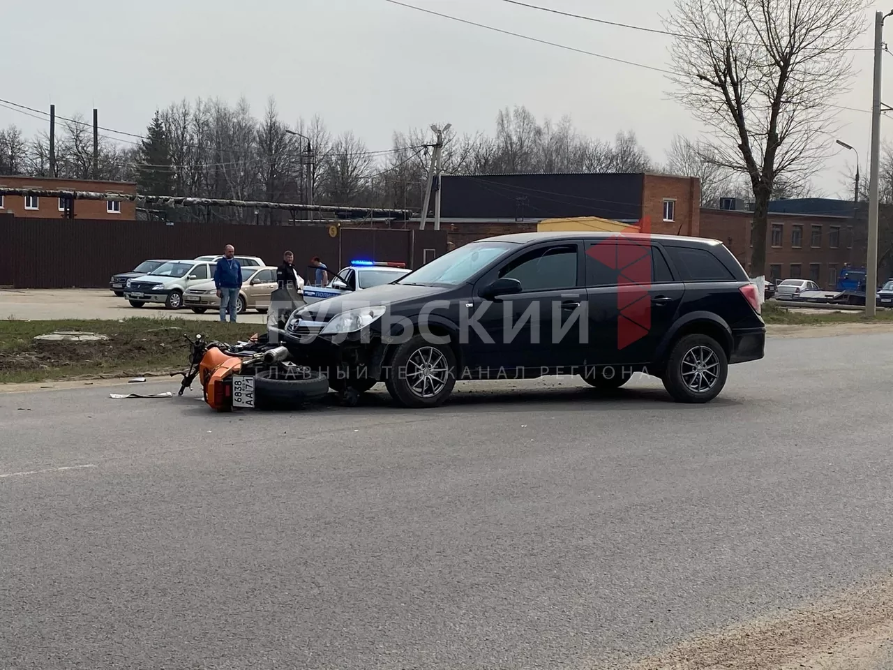 В Туле легковушка сбила мотоциклиста