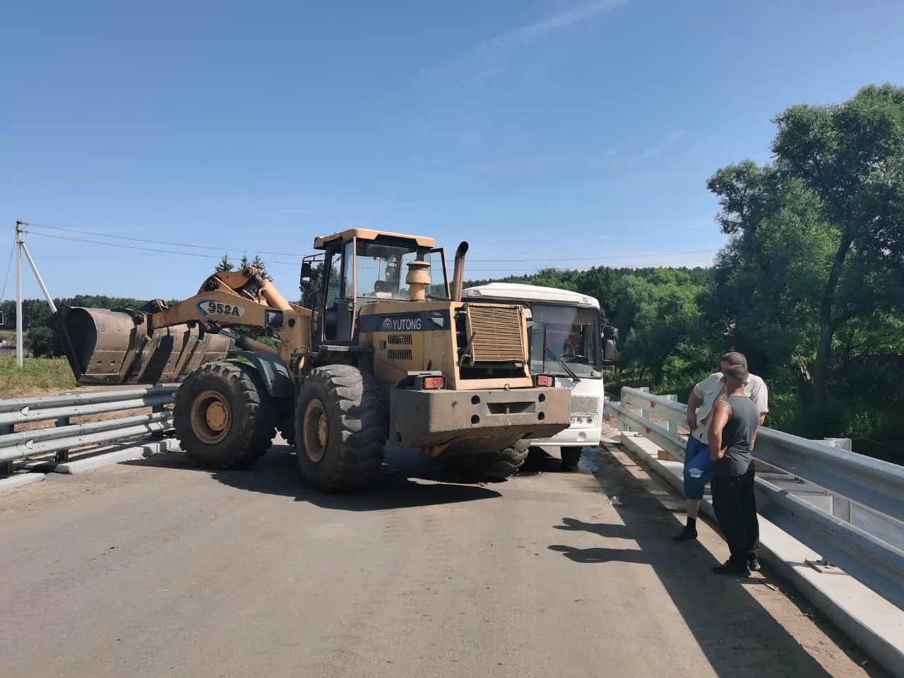Появились подробности ДТП с рейсовым автобусом и трактором под Тулой