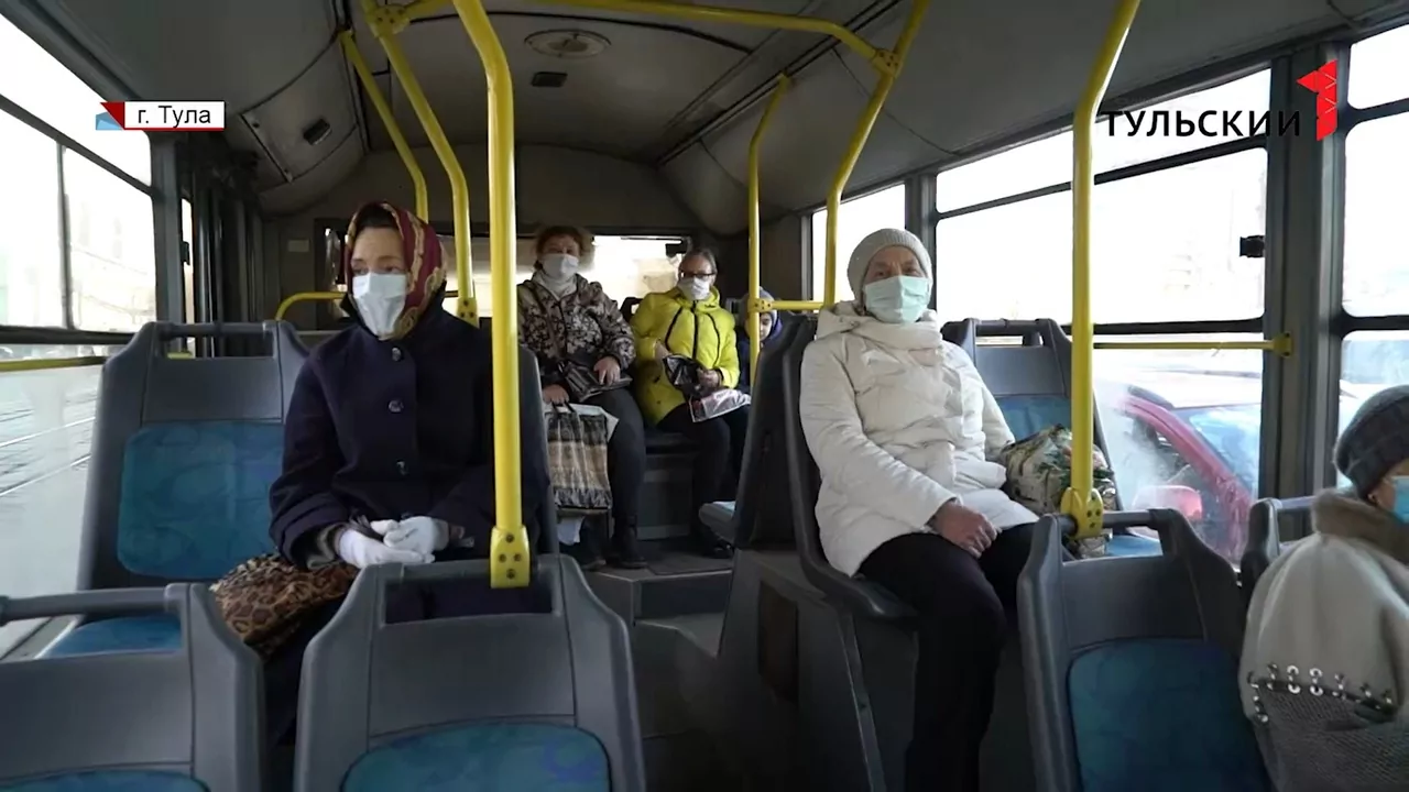 В маске или пешком: за месяц в Тульской области Роспотребнадзор проверил больше 400 автобусов