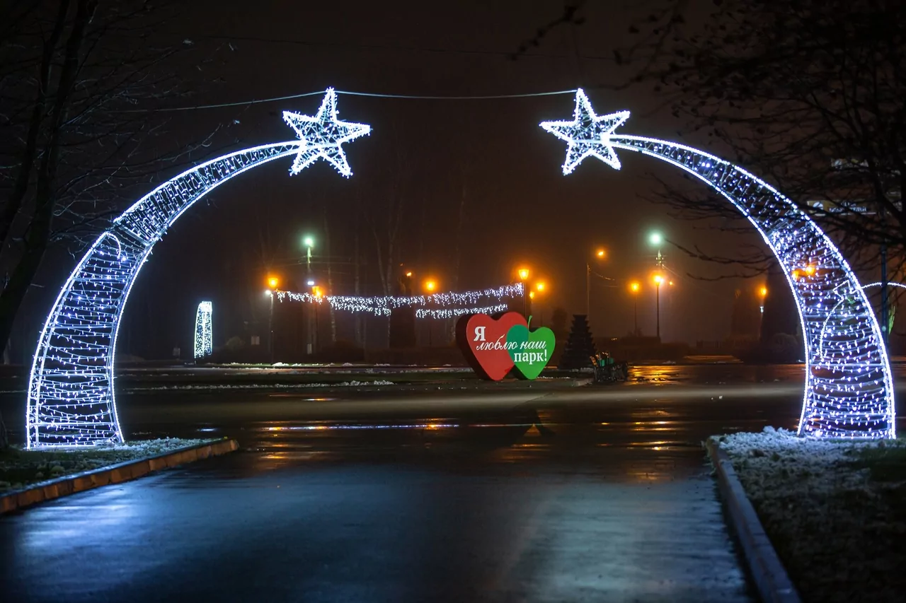 Ночная Тула: публикуем предновогодний фоторепортаж с улиц города