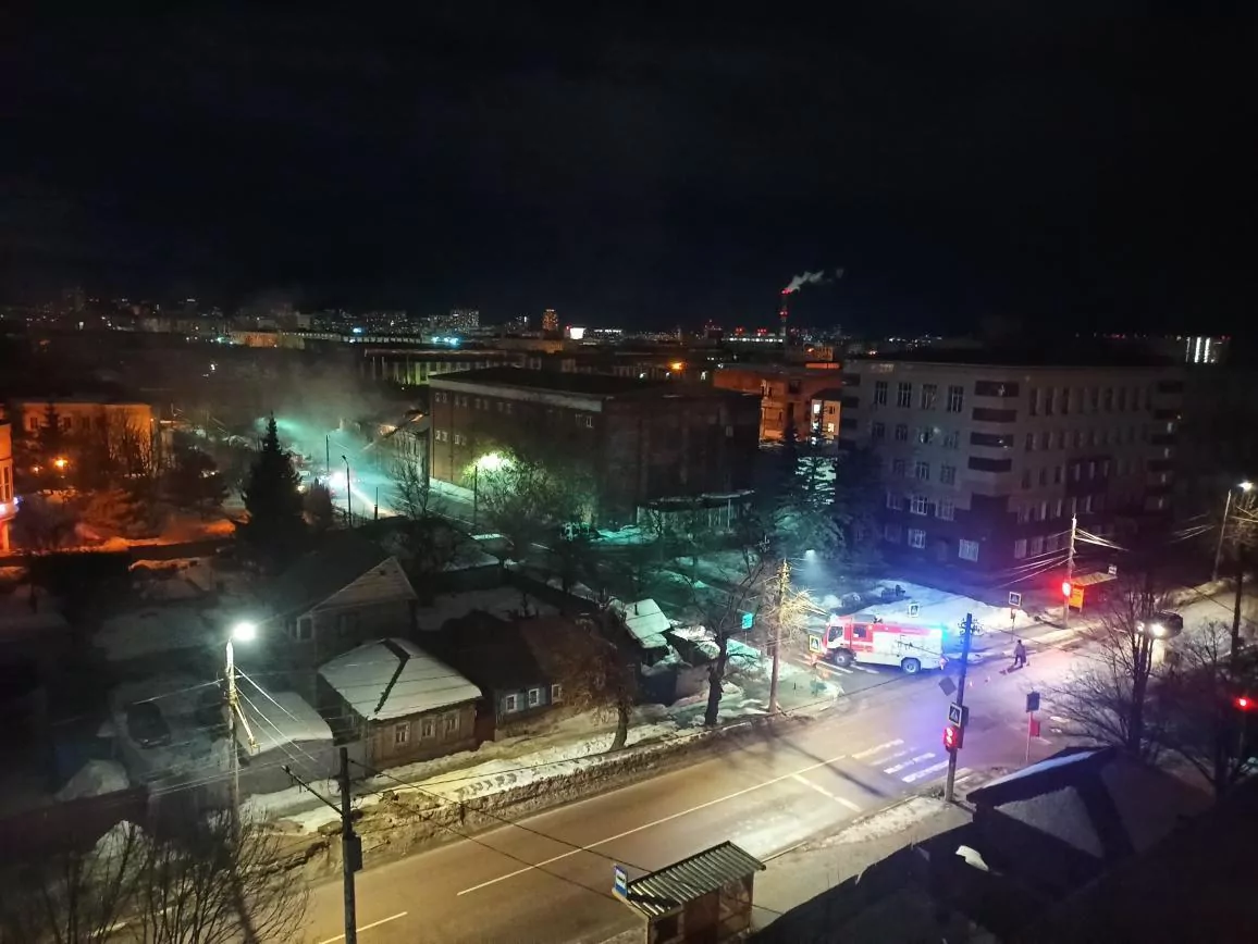 Пожар в Туле на улице Комсомольской: появилось видео с места событий