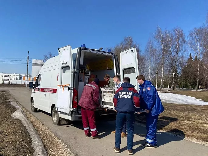 Из Новомосковска в Тулу на вертолете: 4-дневные малыши благополучно доставлены в перинатальный центр