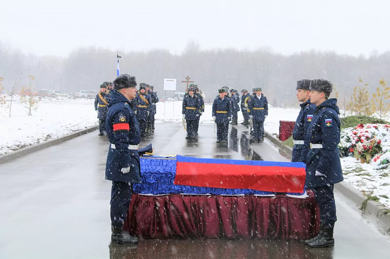 Ушел в бессмертие: в Туле простились с гвардии прапорщиком медицинской службы Иваном Половниковым
