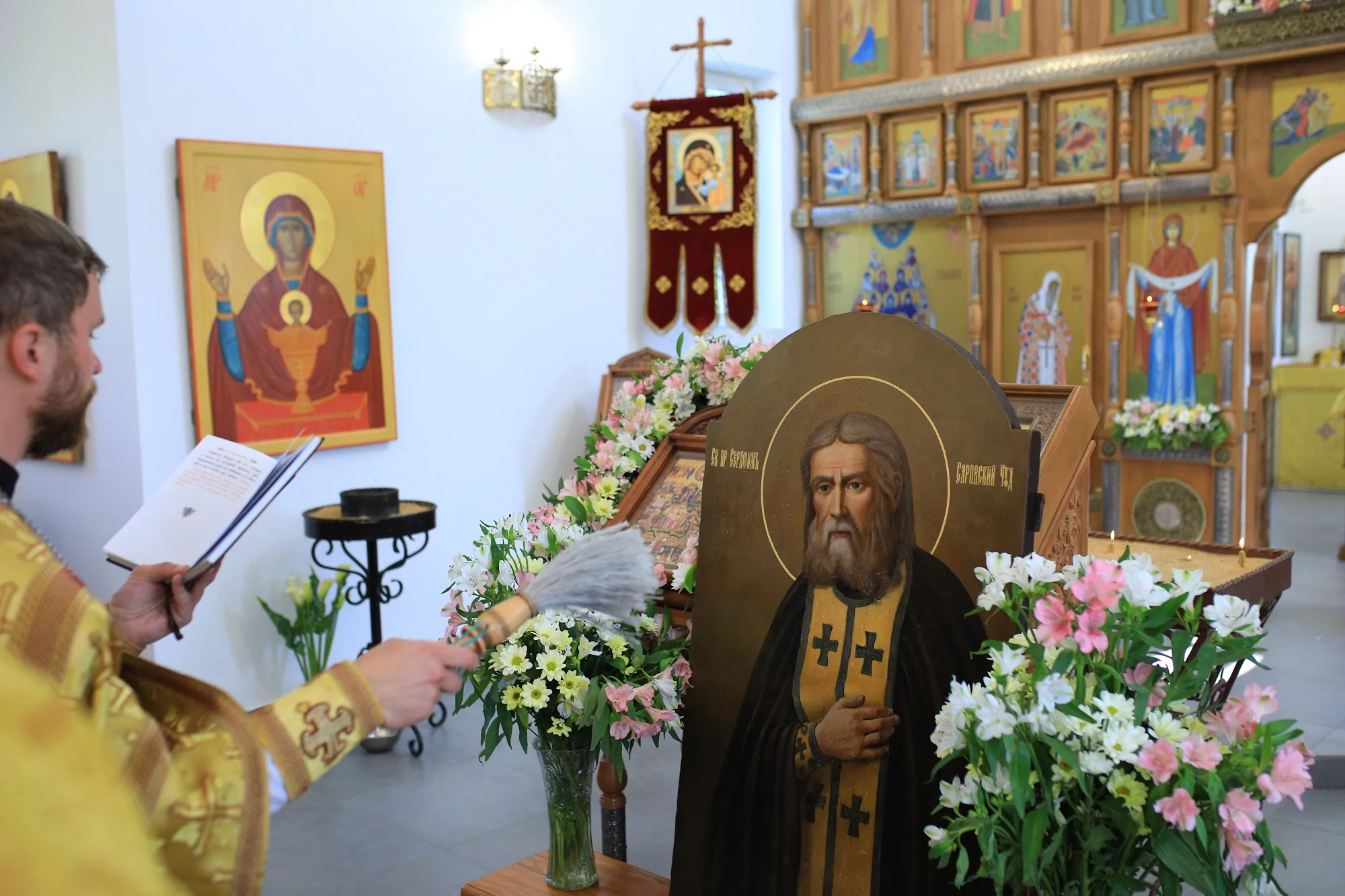 В Тульской области восстановили уникальную икону преподобного Серафима Саровского