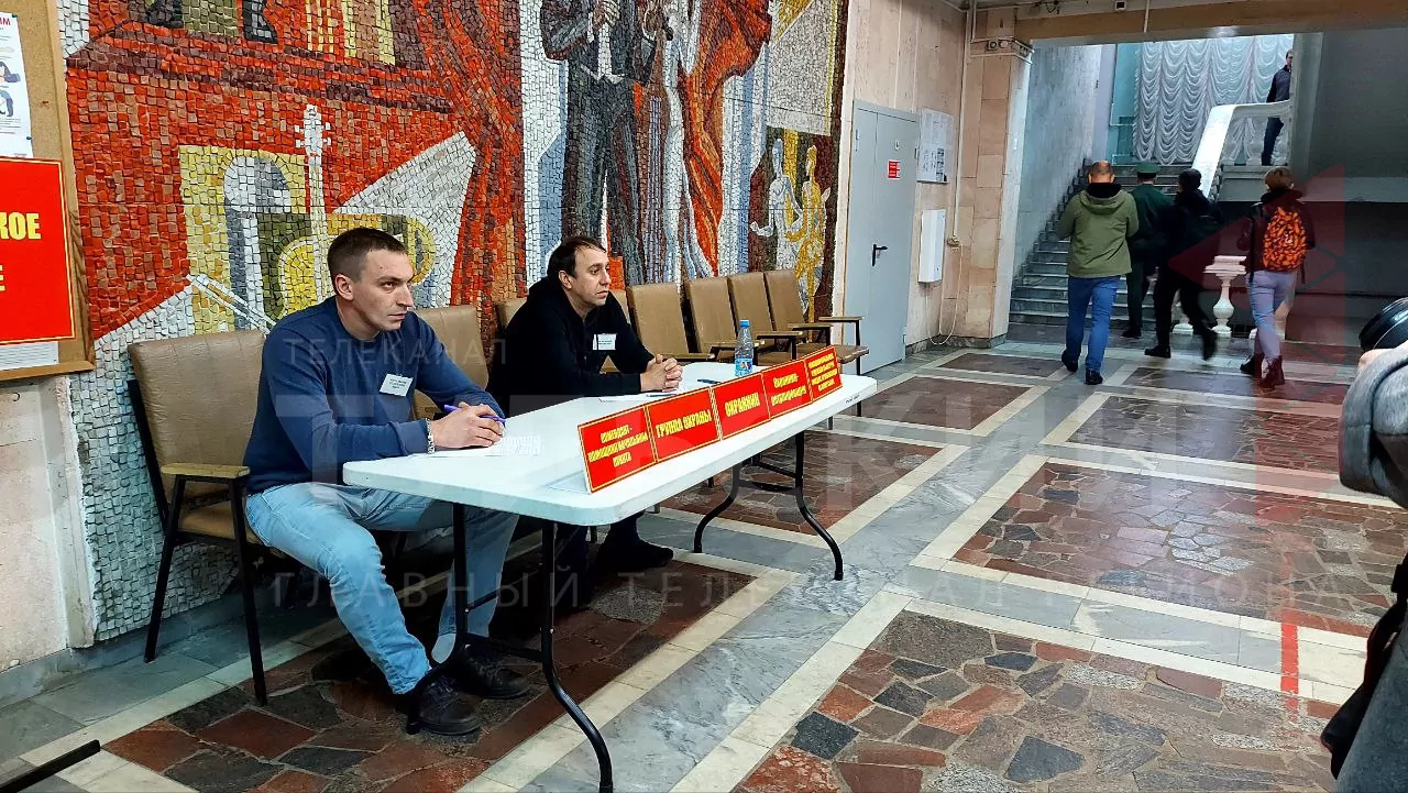 Что происходит в пункте сбора мобилизированных в Туле: фоторепортаж