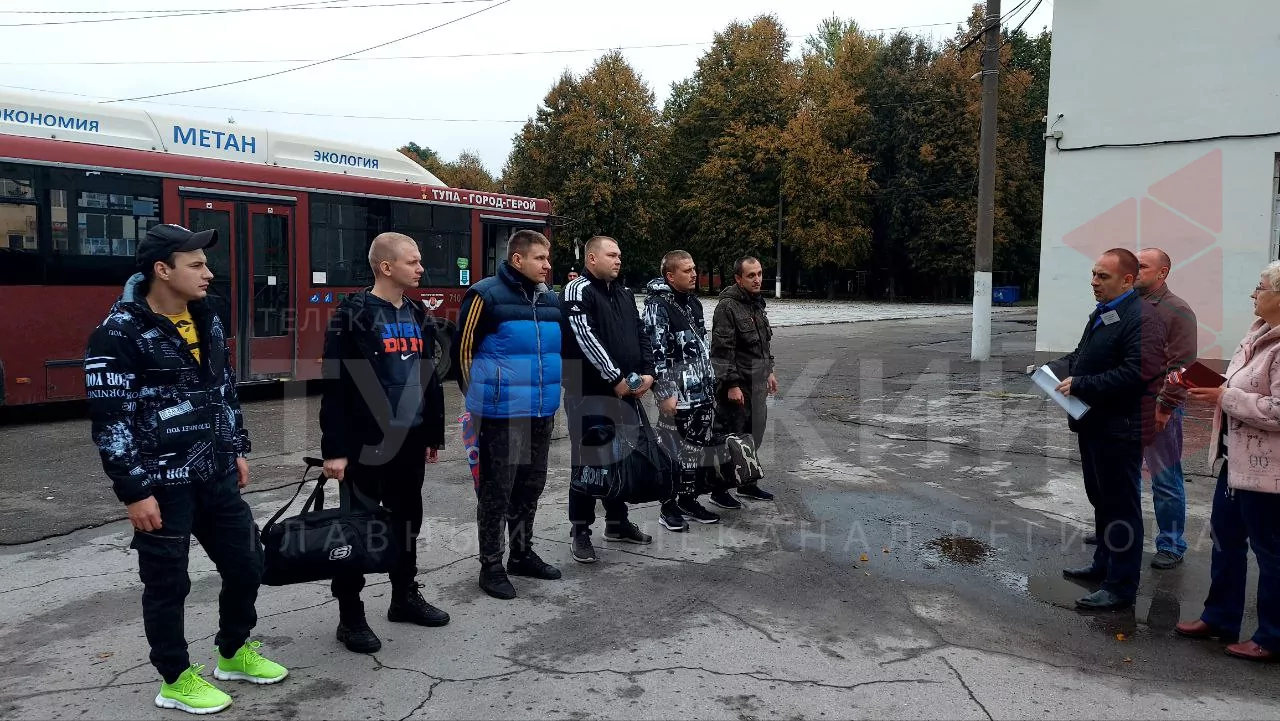 Что происходит в пункте сбора мобилизированных в Туле: фоторепортаж