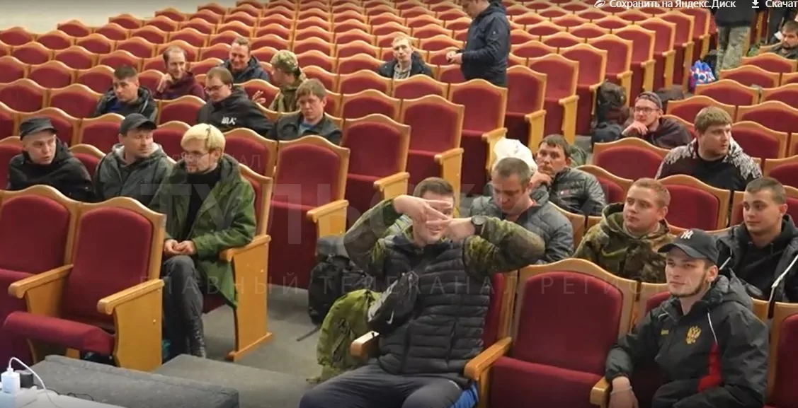 Что сейчас происходит в тульском пункте сбора мобилизованных: фоторепортаж