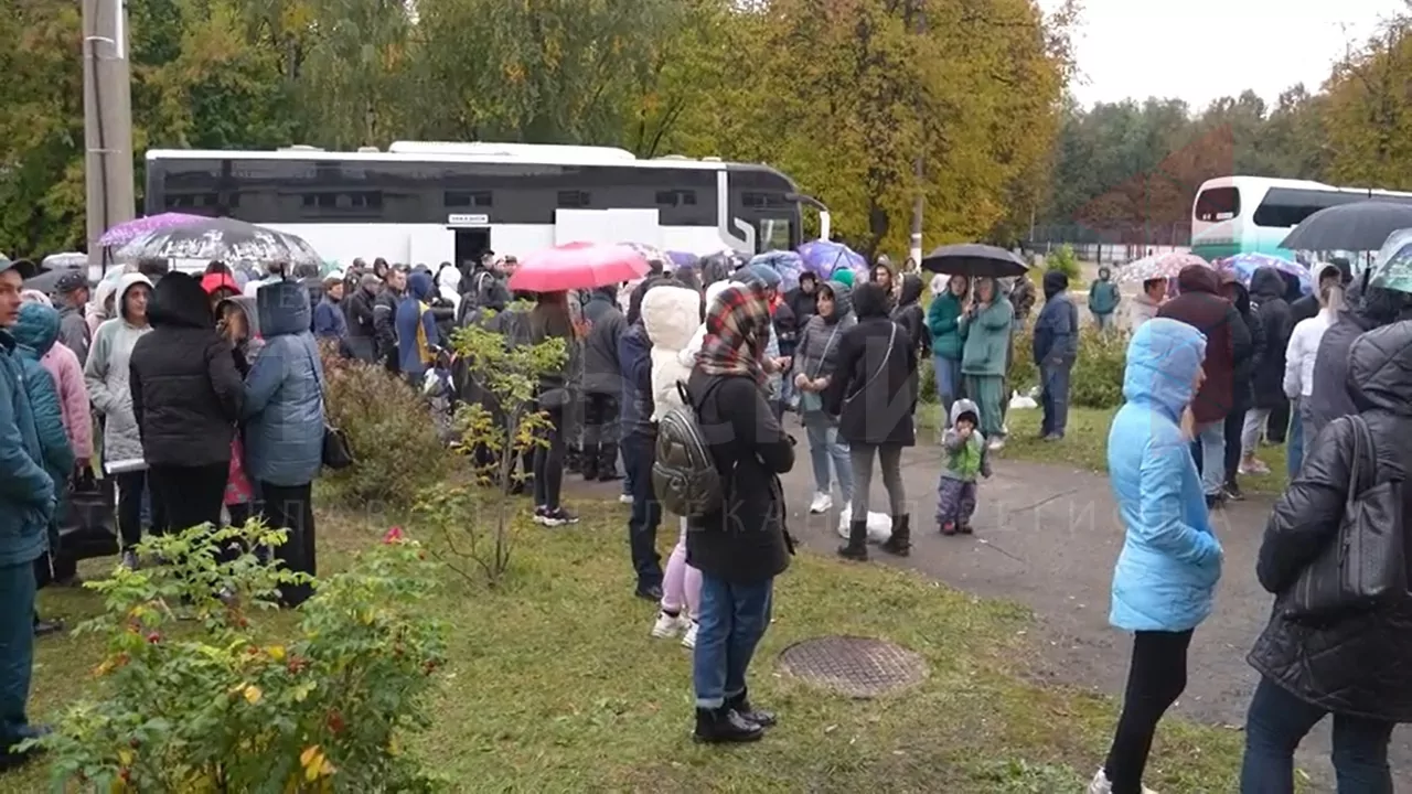 Что сейчас происходит в тульском пункте сбора мобилизованных: фоторепортаж