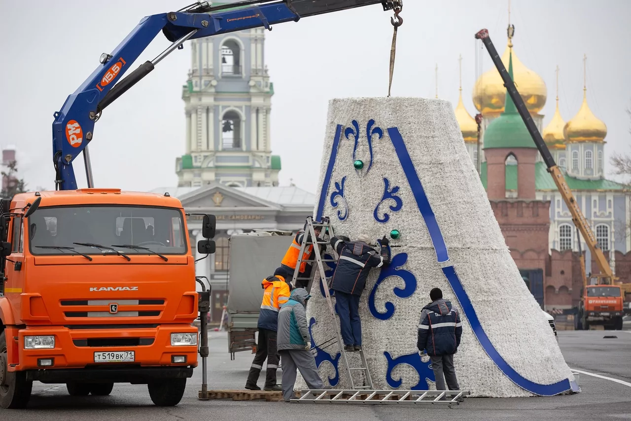 Как площадь Ленина в Туле готовят к Новому году
