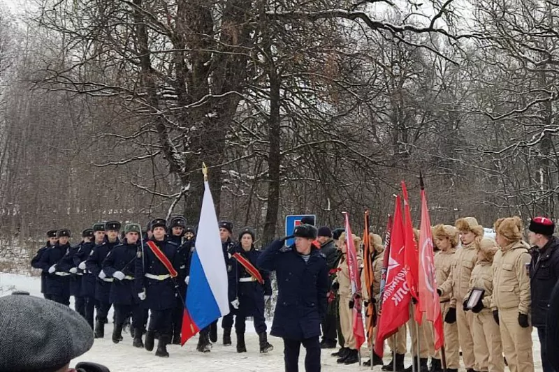В Туле с почестями похоронили погибших в годы войны бойцов Красной Армии