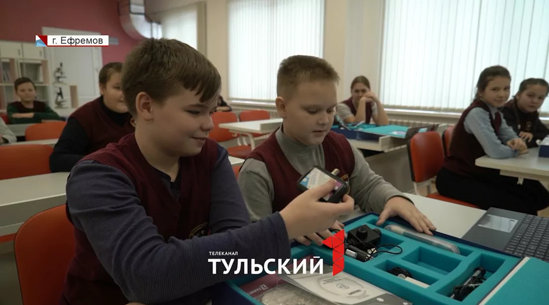 50 оттенков синего: по каким правилам ремонтируют школы Тульской области