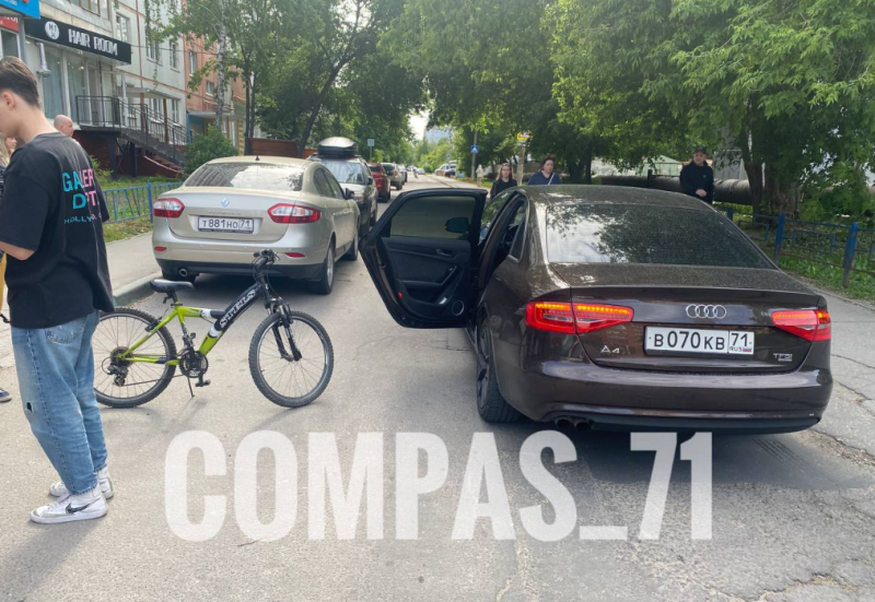 В Туле на улице Лейтейзена 23-летний водитель Audi сбил 12-летнего велосипедиста