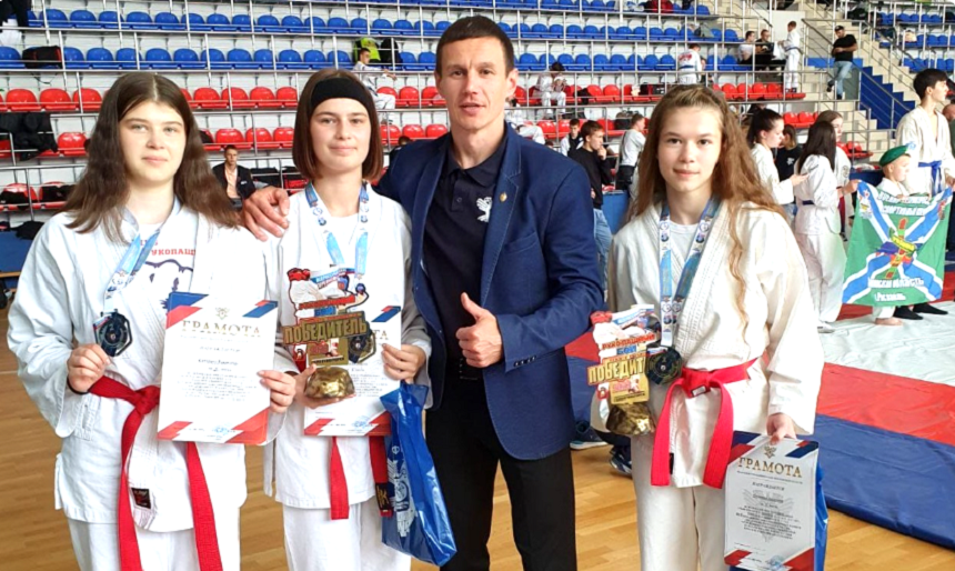 Тульские спортсмены по рукопашному бою завоевали медали на всероссийских соревнованиях 