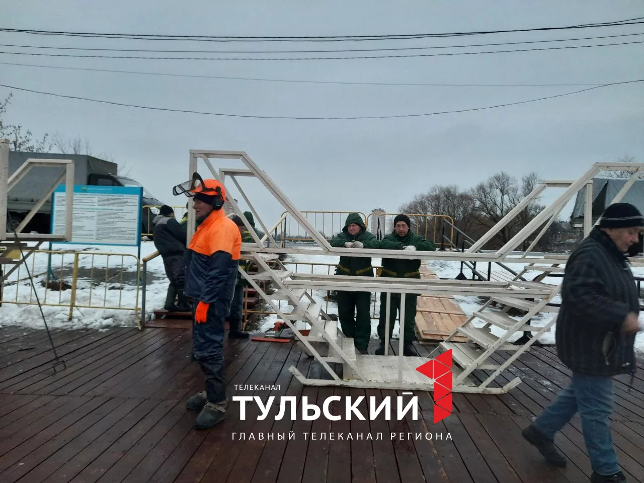 В Центральном парке Тулы подготовили две иордани для крещенских купаний