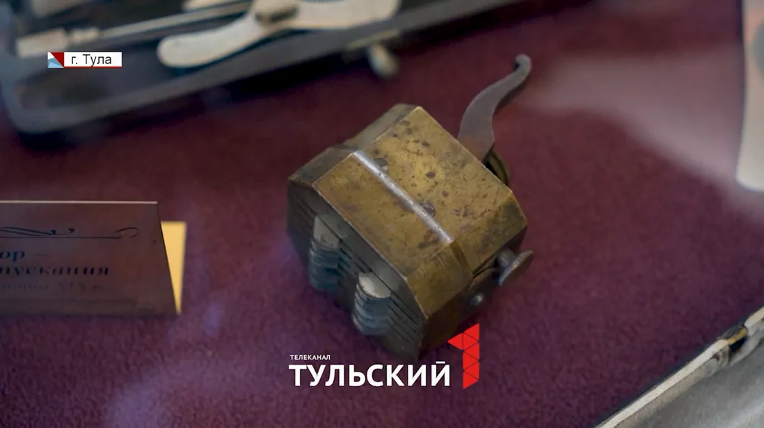 Яд от мигрени и газировка при язве желудка: чем лечились туляки в XIX веке