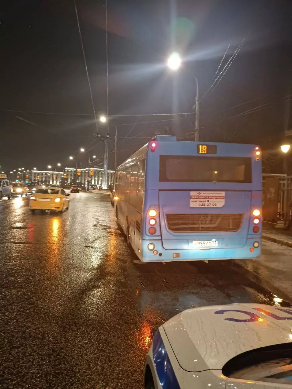 В Туле на остановке «Автовокзал» произошло ДТП с пассажирским автобусом