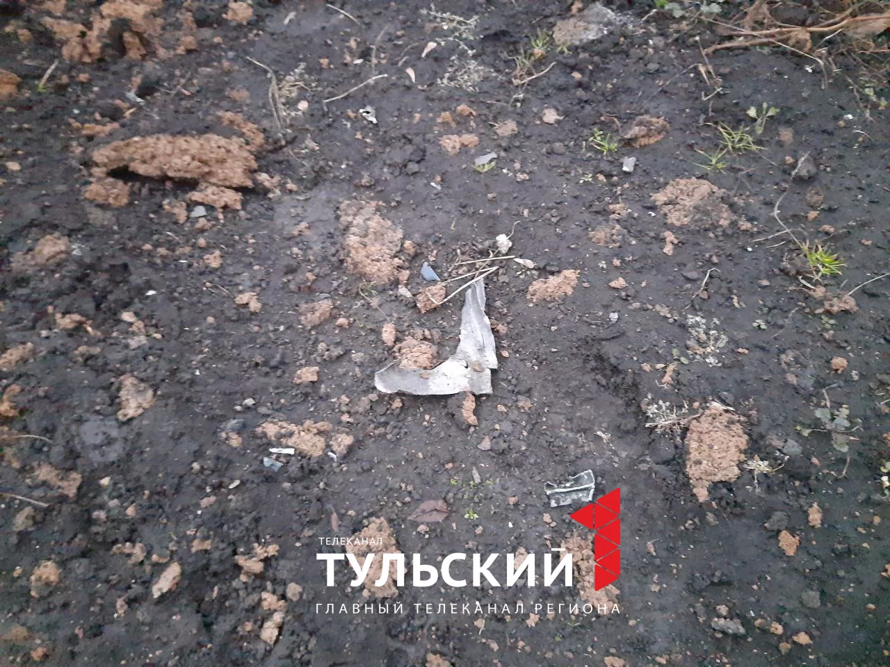 Полиция, обломки и разбитые стекла: что сейчас происходит на месте взрыва в Киреевске