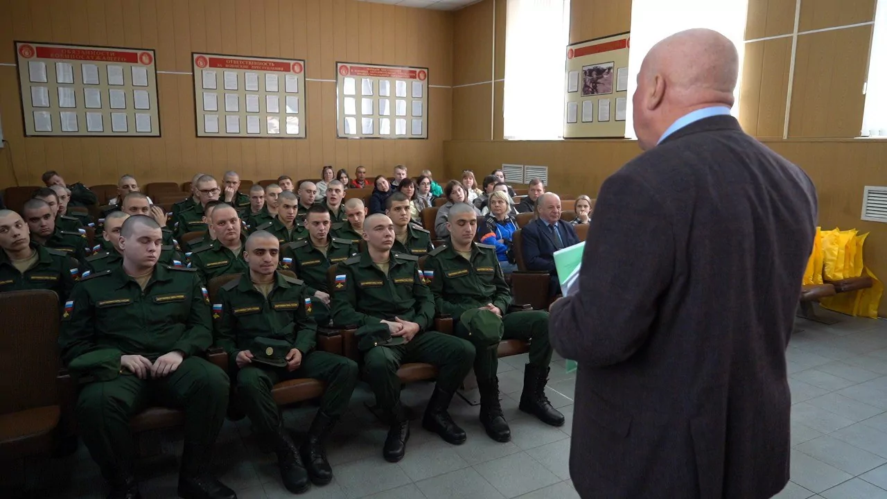26 призывников из Тульской области пополнили ряды Вооруженных Сил России