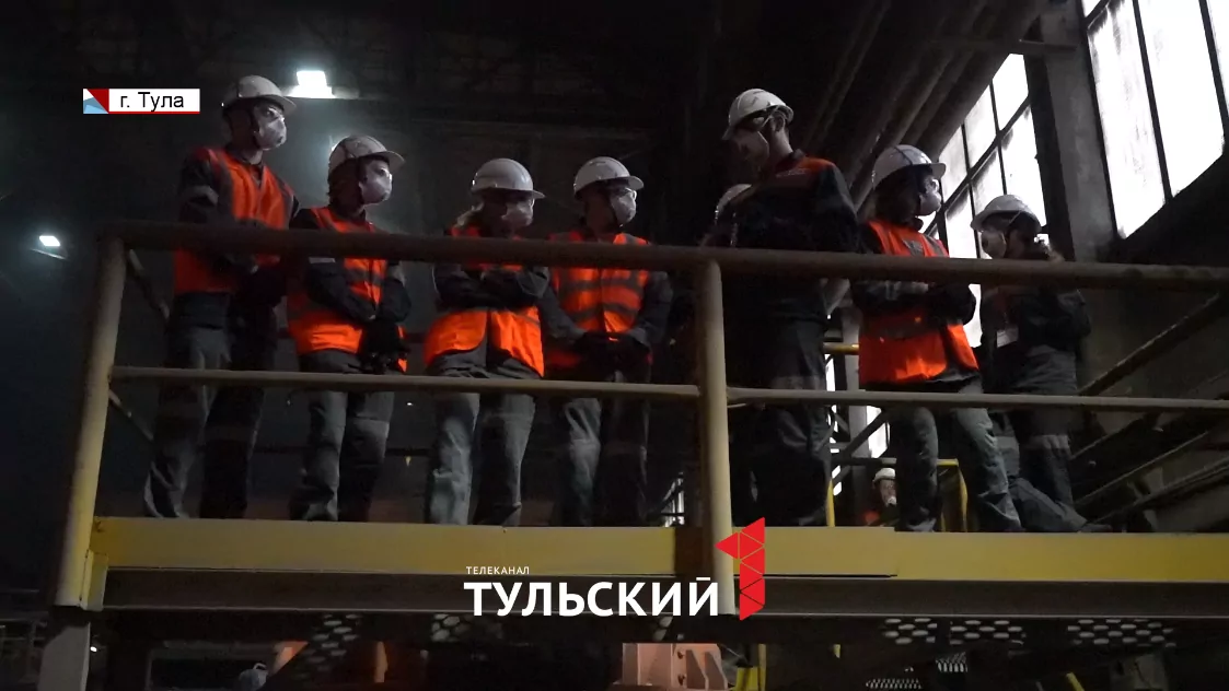 Столичные актеры побывали на экскурсии на ЕВРАЗе