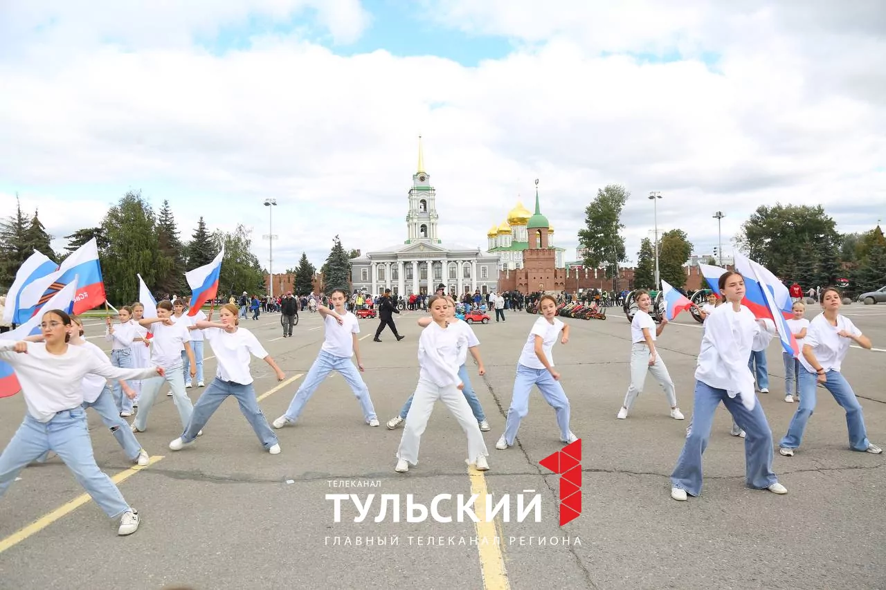 День города на площади Ленина в объективе "Первого Тульского": фоторепортаж