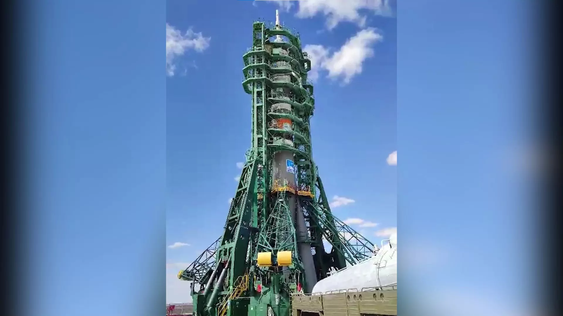 Ритуалы космонавтов и секреты запуска: тулячка провела выходные на космодроме "Байконур"