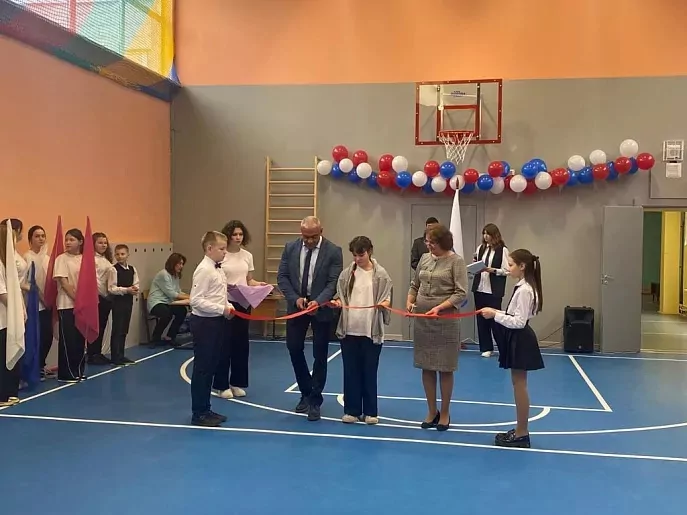 В школах Тульской области отремонтировали спортивные залы