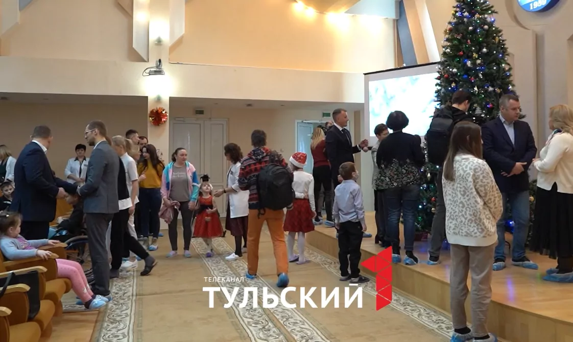 В Туле для маленьких пациентов областной детской клинической больницы устроили настоящий праздник