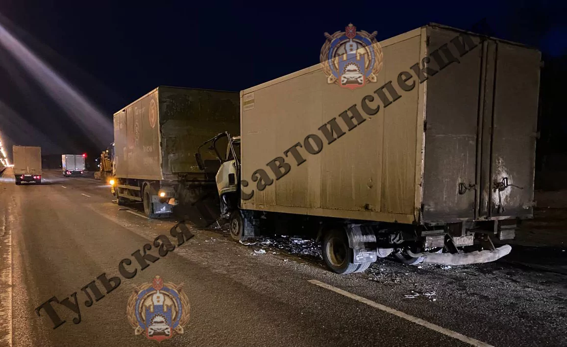 В Заокском районе произошло ДТП с 2 грузовиками Isuzu