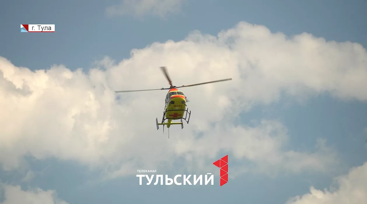 Счет идет на минуты: как оборудован вертолет Тульской санавиации