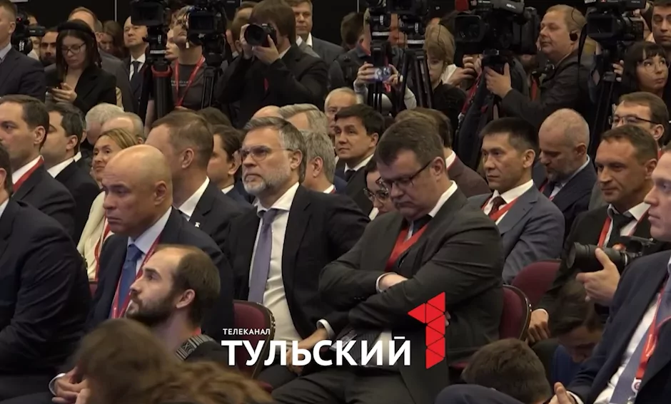 Курс на технологическое образование в масштабах страны: как прошел второй день ПМЭФ-2024