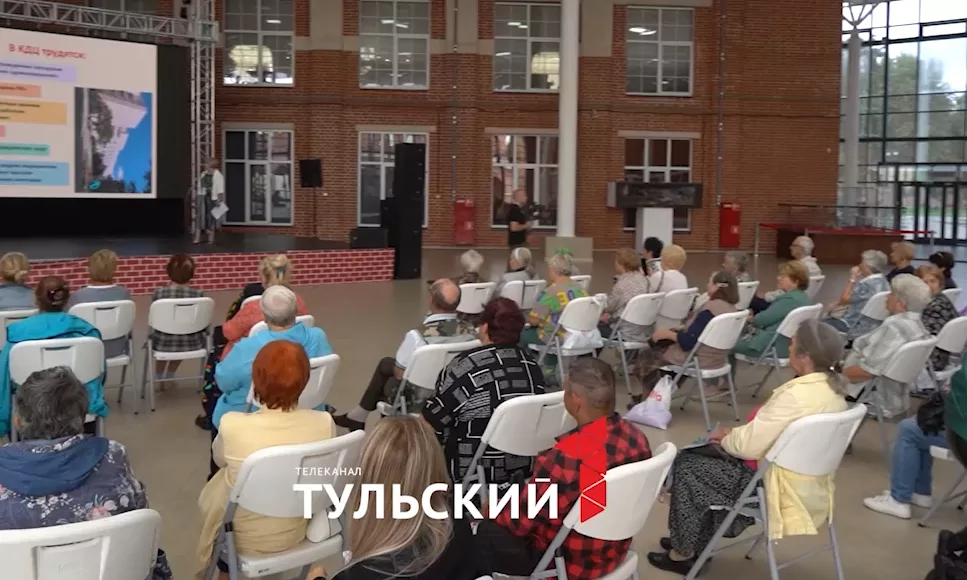 Атриум Тульского кремля на один день превратили в выездную клинику