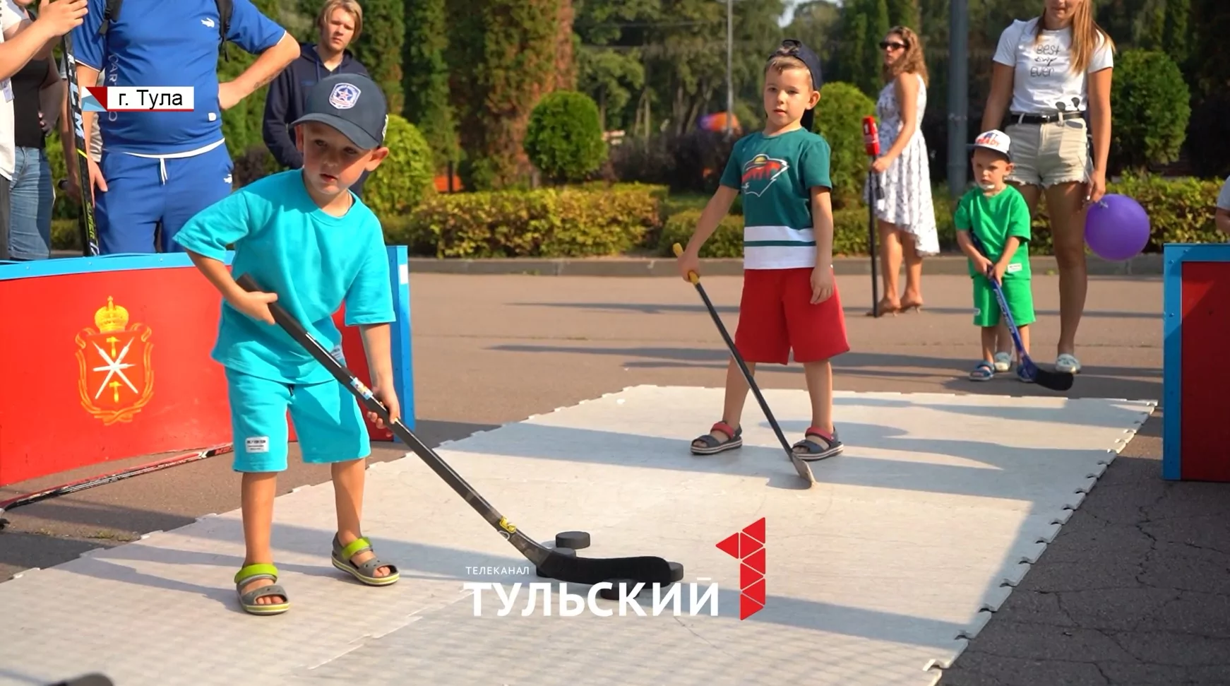 Центральный парк Тулы на один день превратился в медицинский центр и площадку для спорта