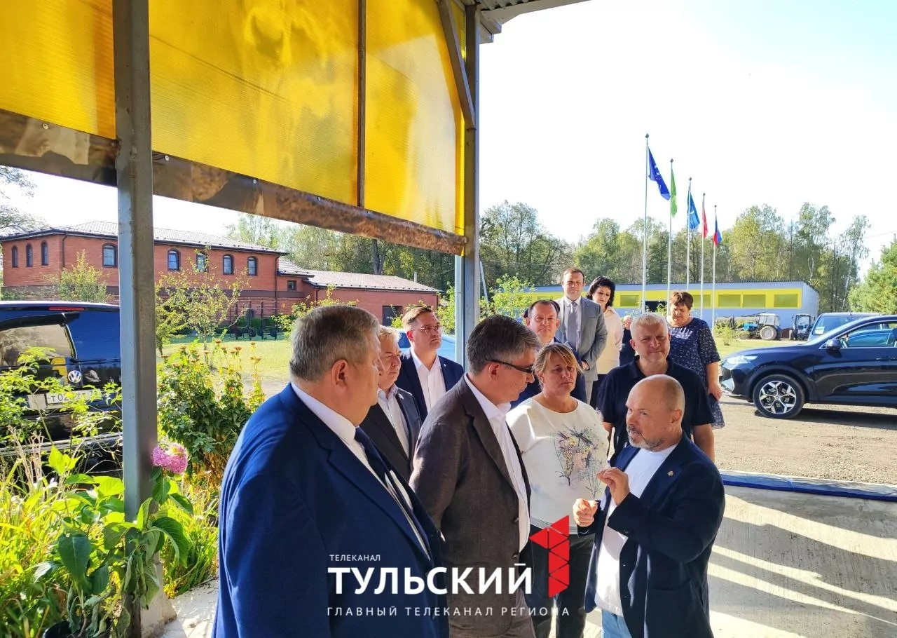 Дмитрий Миляев посетил сельхозпредприятие в Суворовском районе