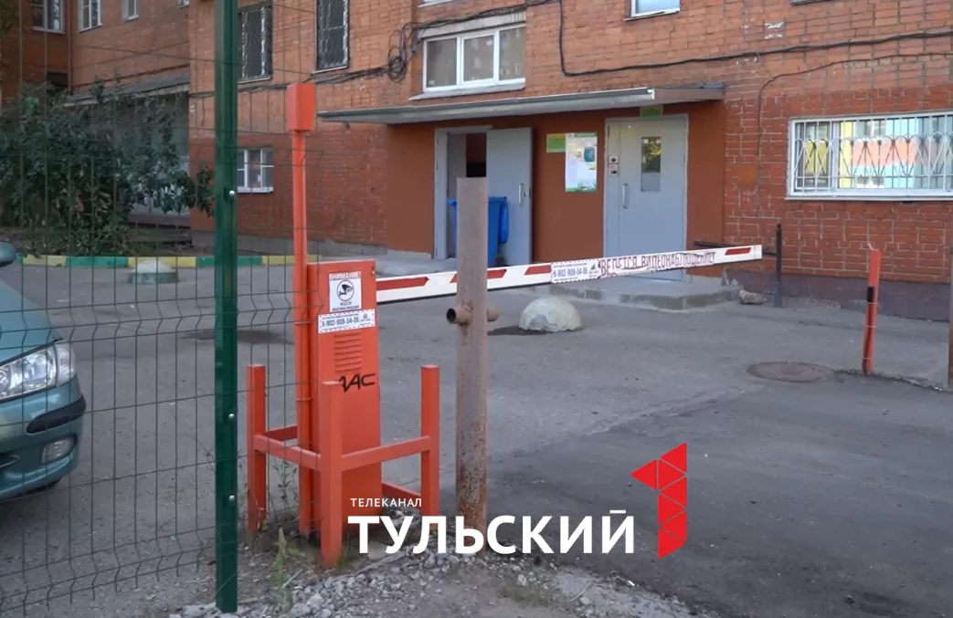 Как тулякам установить шлагбаум и не получить при этом штраф