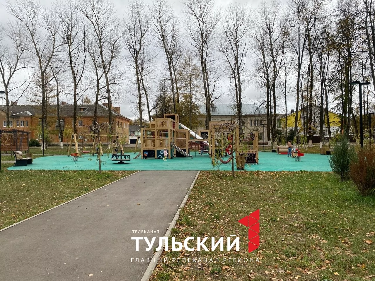 В Щекине обустроили сквер 40-летия основания города
