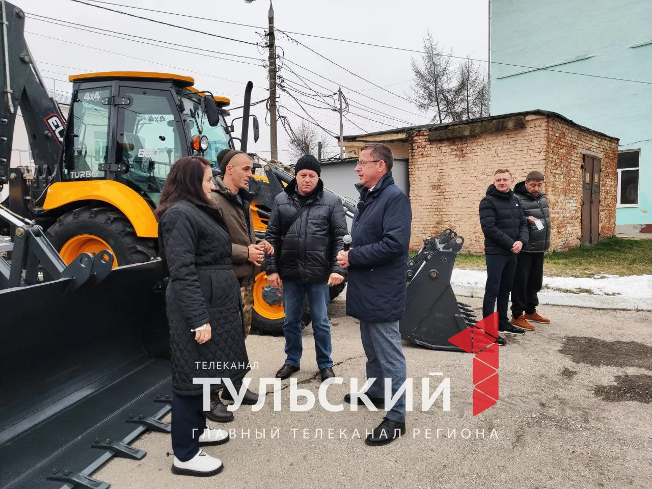 Министр ЖКХ рассказал, куда обращаться тулякам, если коммунальщики не убирают снег